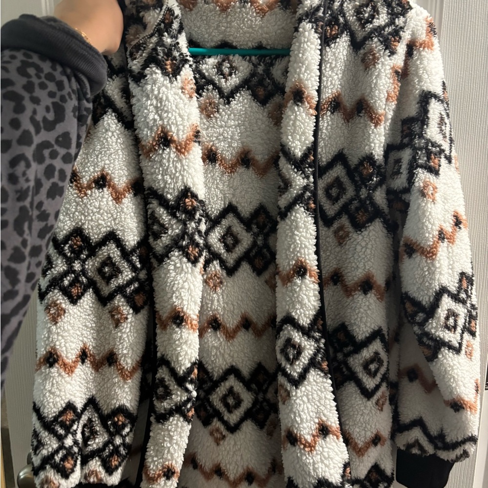 Cozy Patterned Teddy Jacket